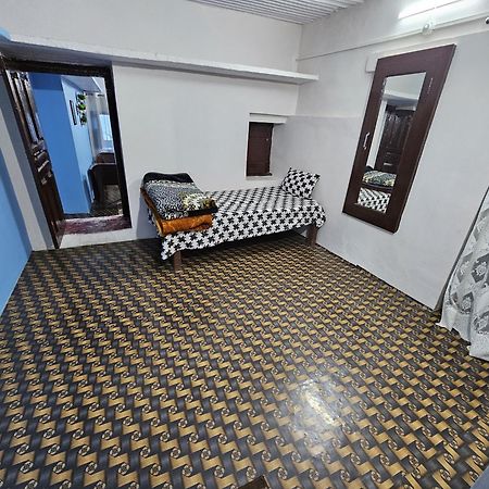 The Heavens Apartment Almora Luaran gambar