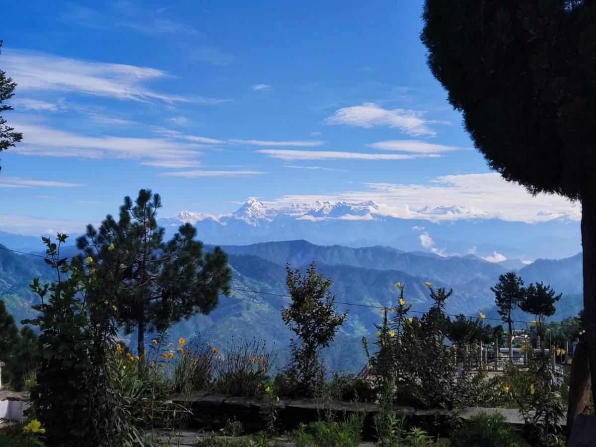 The Heavens Apartment Almora Luaran gambar