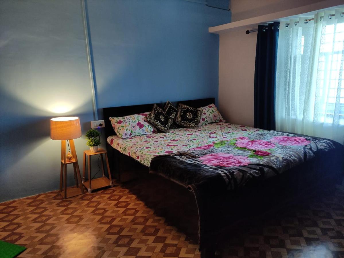 The Heavens Apartment Almora Luaran gambar