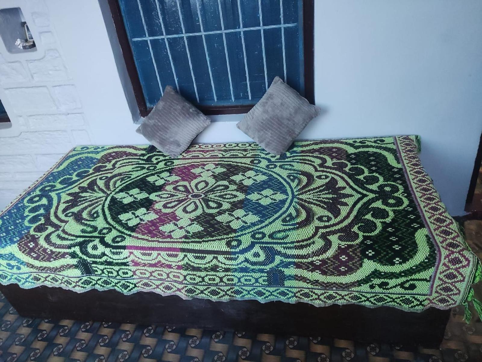 The Heavens Apartment Almora Luaran gambar